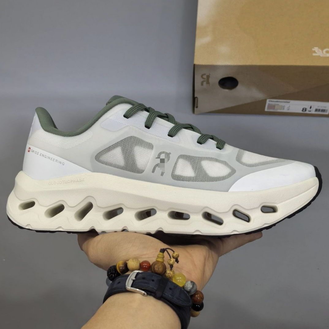 Chaussure ON